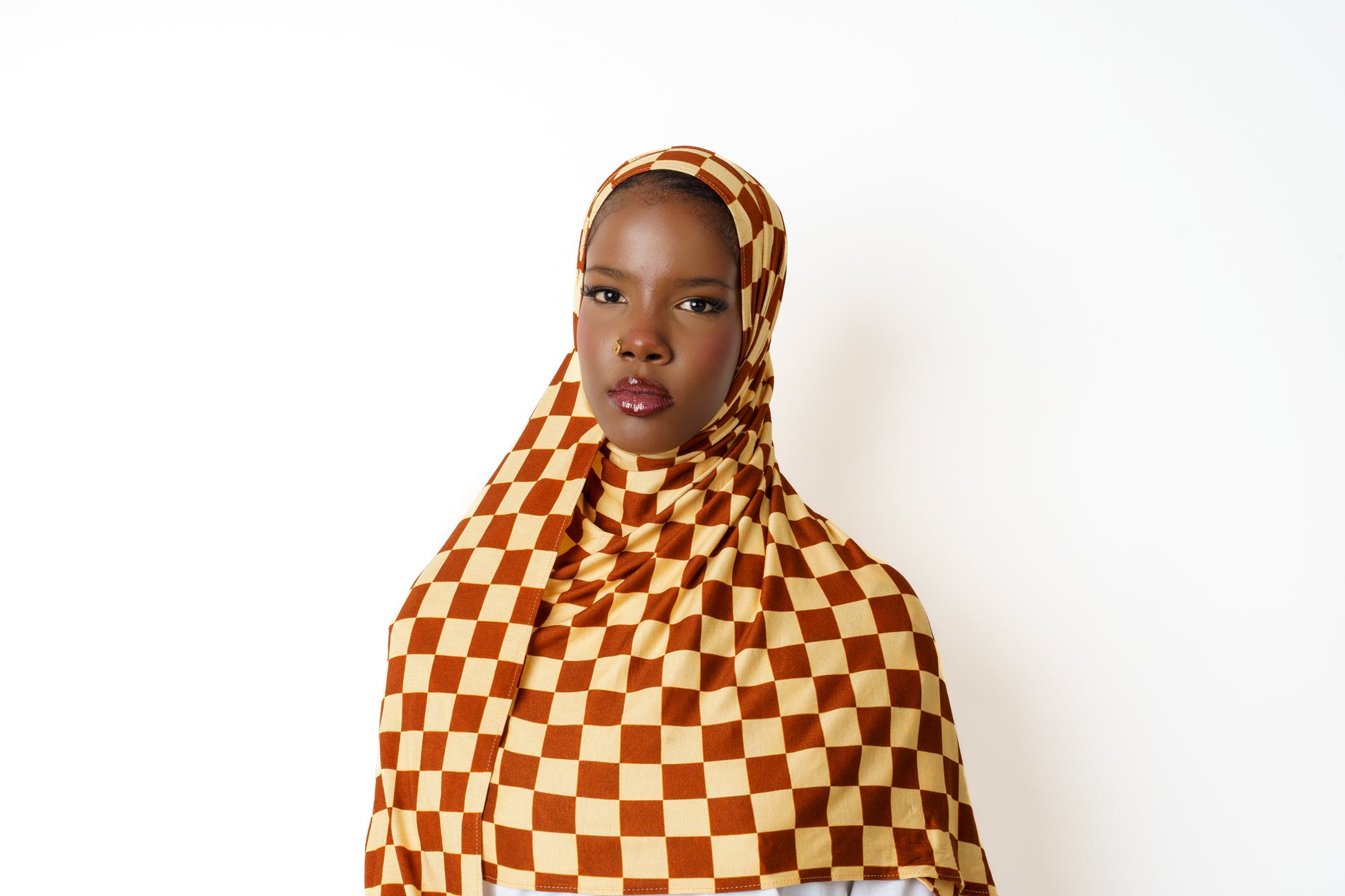 Checkmate printed jersey hijab by MAISSÉ