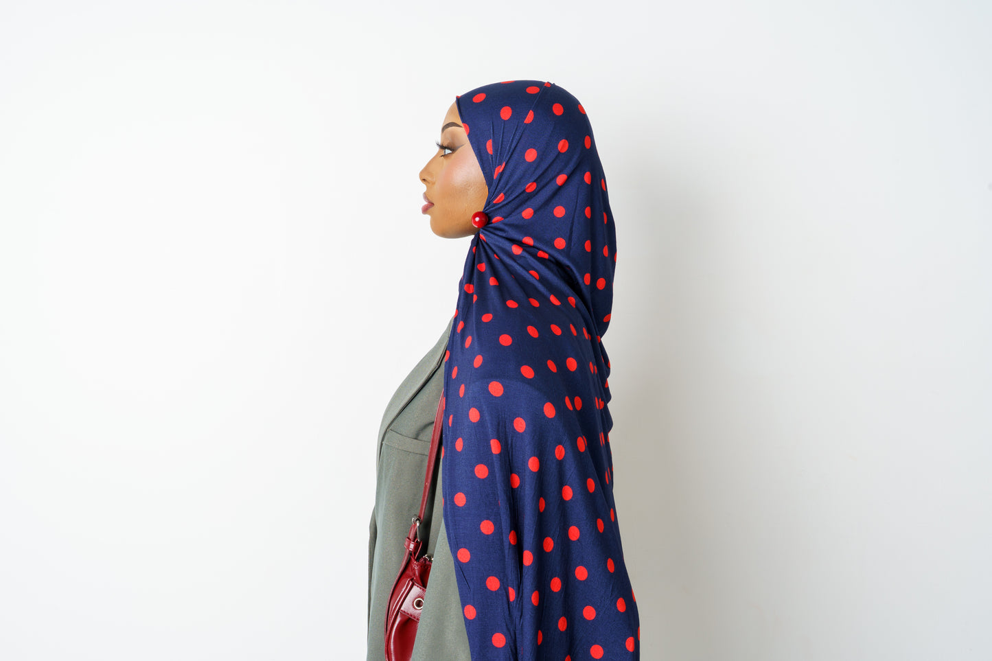 Side view of Mon Chèrie printed jersey hijab